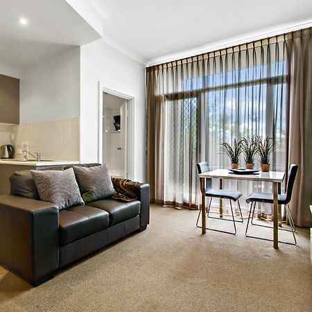 Adelaide Dress Circle Apartments - Ward Street Buitenkant foto
