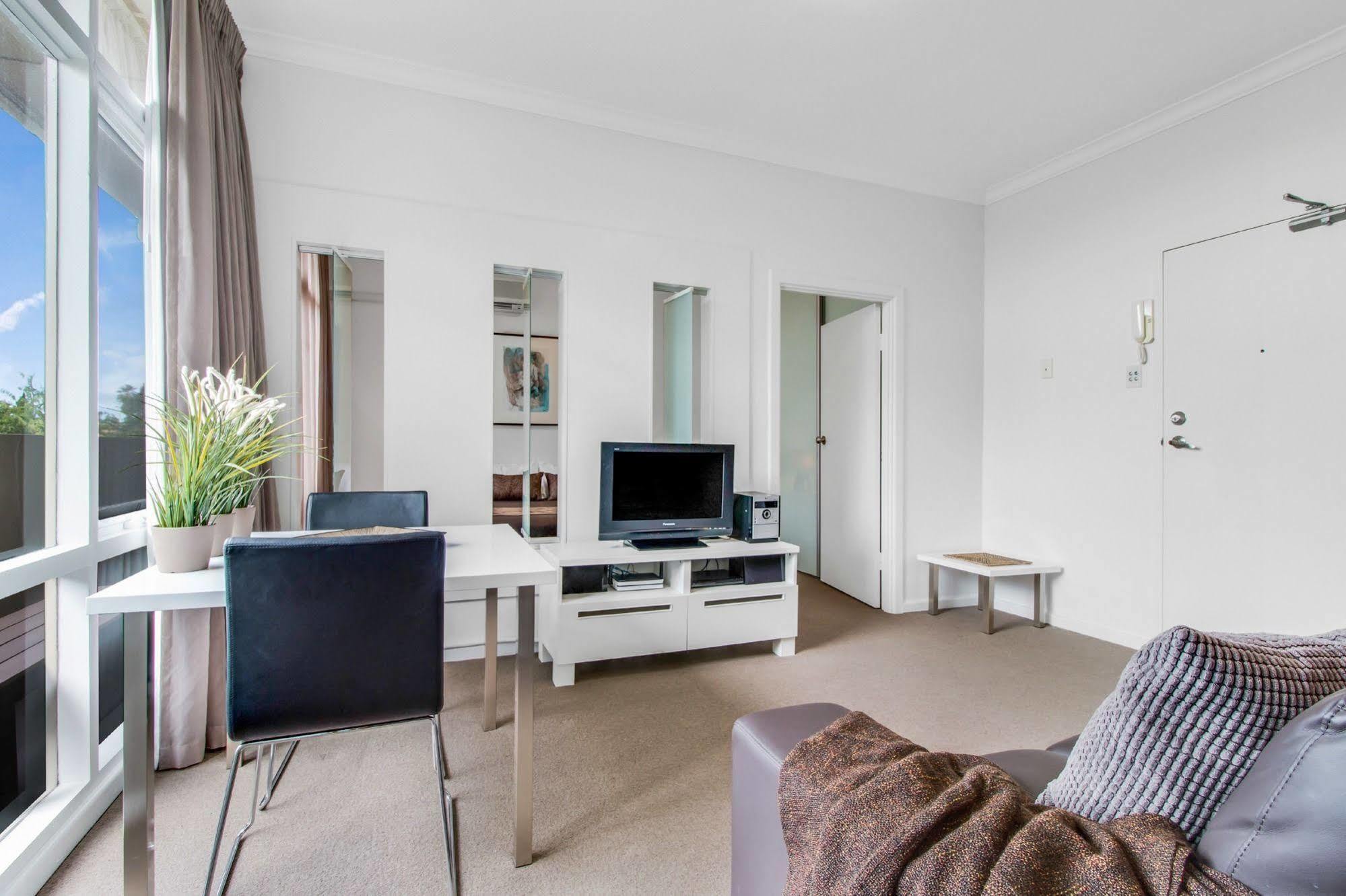Adelaide Dress Circle Apartments - Ward Street Buitenkant foto