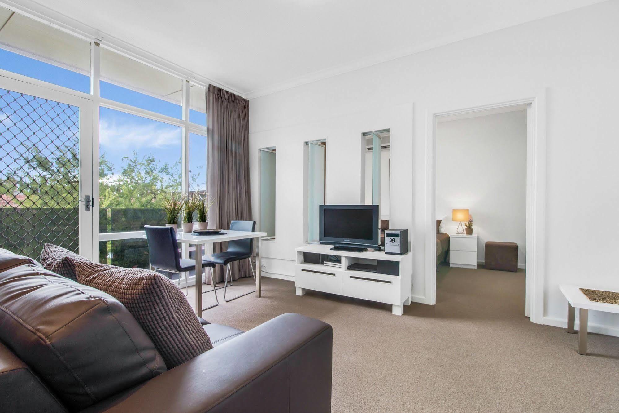 Adelaide Dress Circle Apartments - Ward Street Buitenkant foto